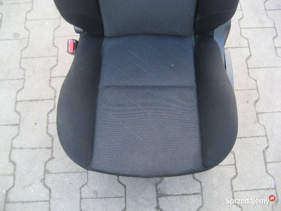 peugeot 207 0612r siedzenie przód lewe prawe Rakoniewice