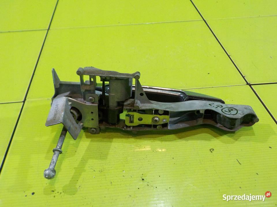 PEUGEOT 308 I 09 HB 5D klamka drzwi lewa przod