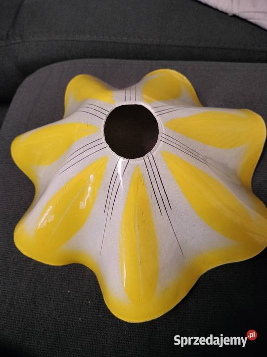Szklany żółty klosz prl Choszczno