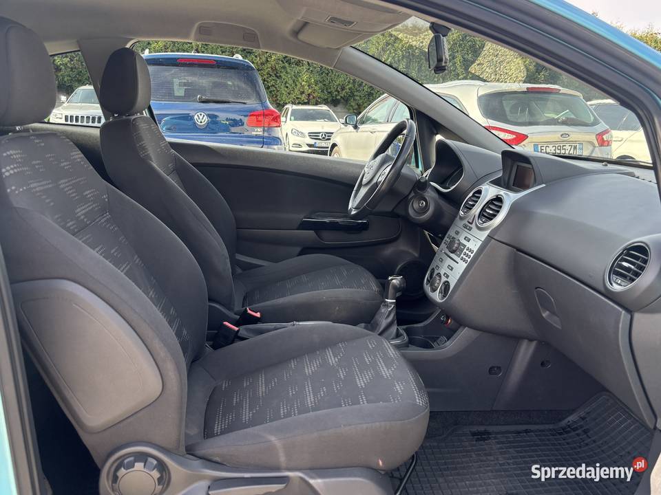 Opel Corsa z 2011r GWARANCJA Paniówki