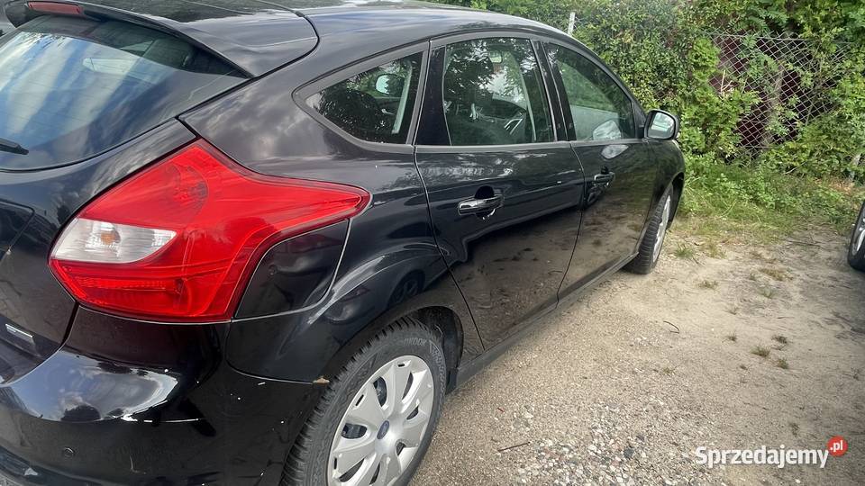 Ford Focus 10 benzyna 2013r uszkodzony silnik Olsztyn