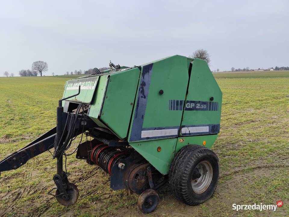 Prasa Deutz fahr gp 230 welger rp 12 transport Stara Kornica