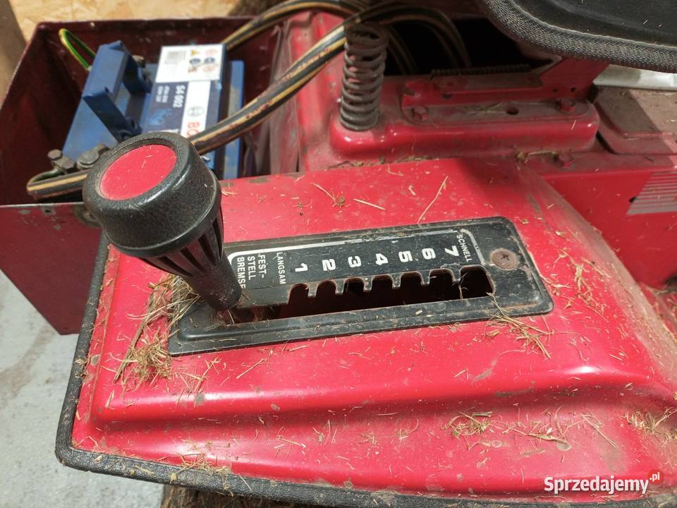 Traktorek kosiarka Ogrodowy z pługiem śnieżnym Wołów