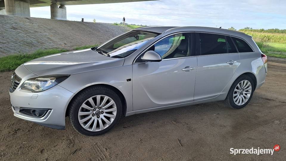 OPEL INSIGNIA SPORTS TOURER 2015R BEZWYPADKOWY Rok produkcji 2015 Insignia Wrocław