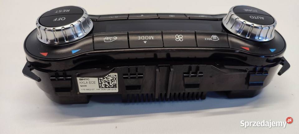 MERCEDES CLA X117 PANEL KLIMATYZACJI A2469008415 osobowe