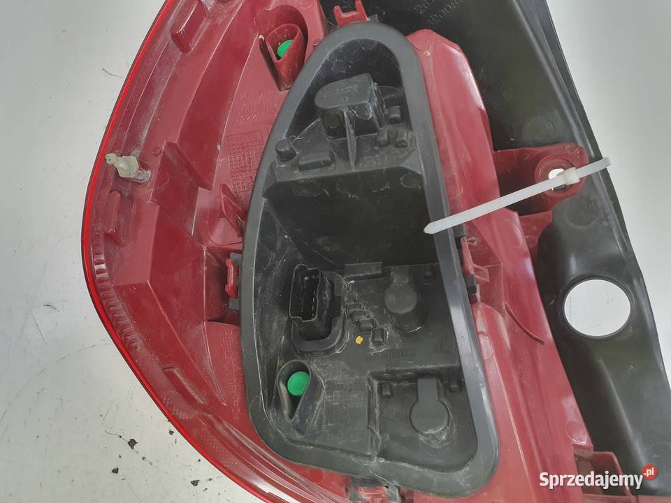 LAMPA PRAWA Renault Clio III HB lift TYLNA prawy osobowe lubelskie Rudka