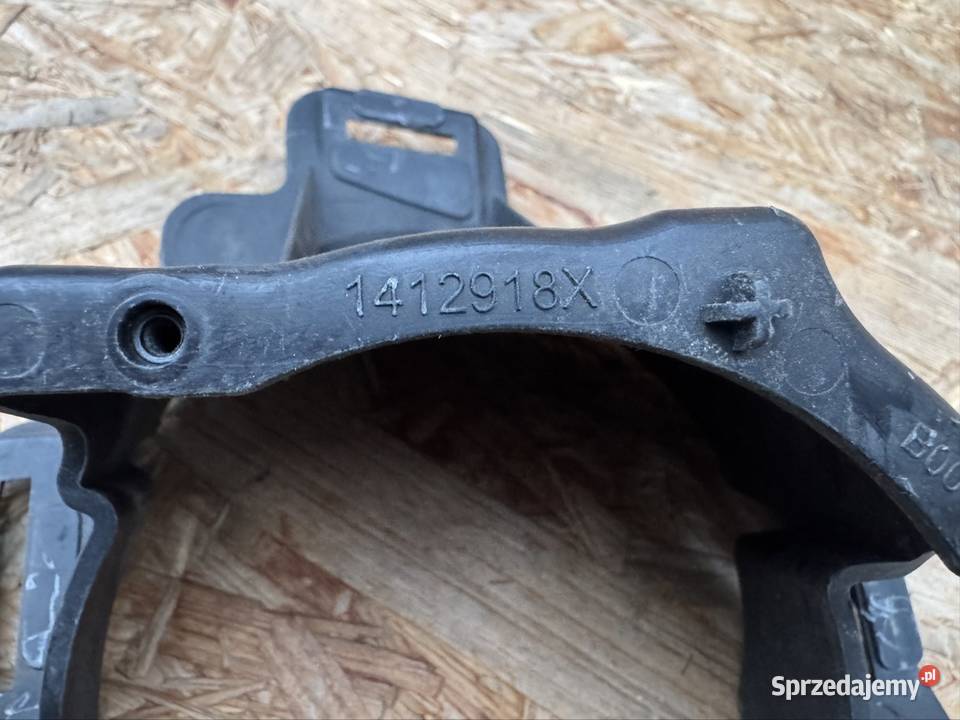 Koszyk uchwyt halogen prawy rh Toyota proace I 1