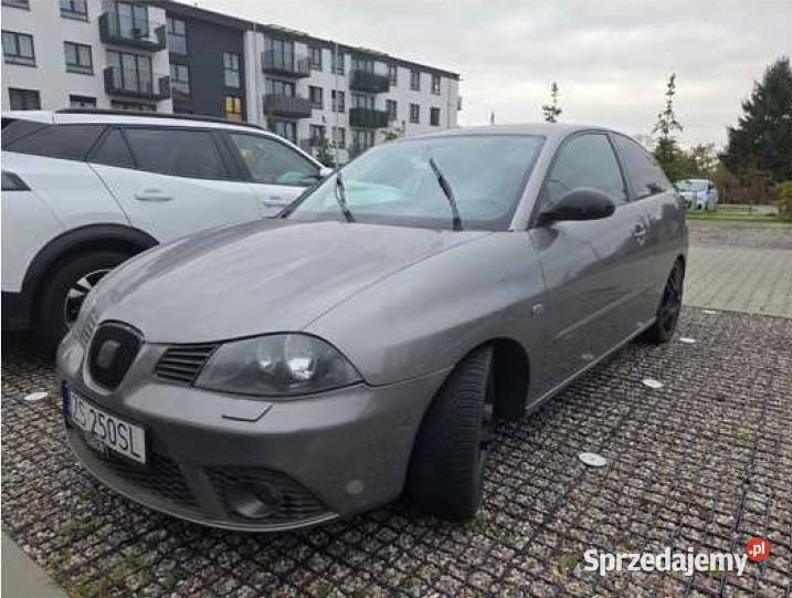 Syndyk sprzeda samochód SEAT Ibiza 2006 r Szczecin sprzedam