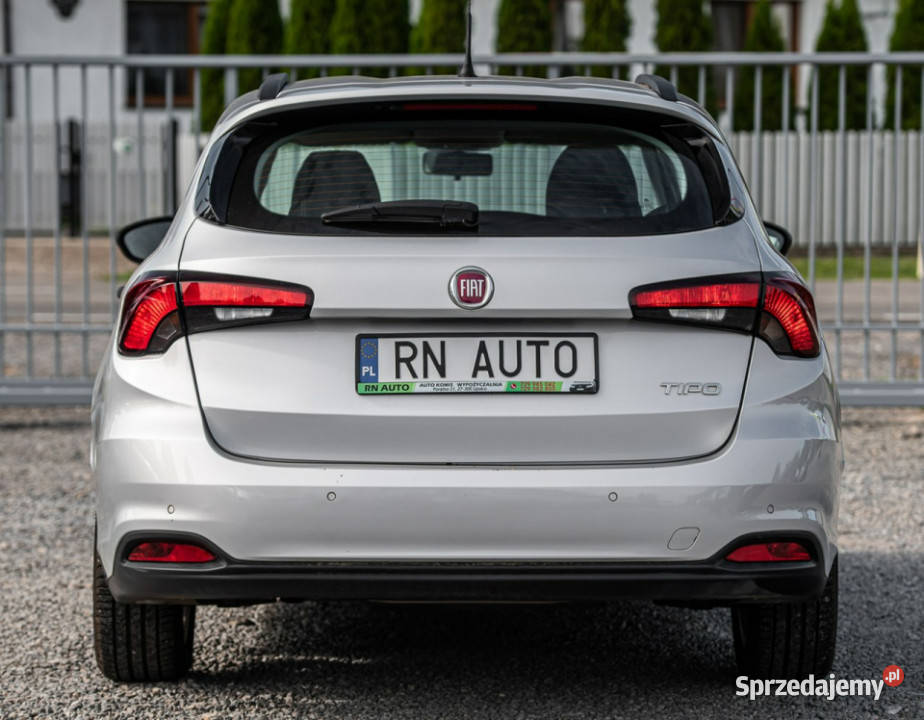 Fiat Tipo II 2016 srebrny Lipsko