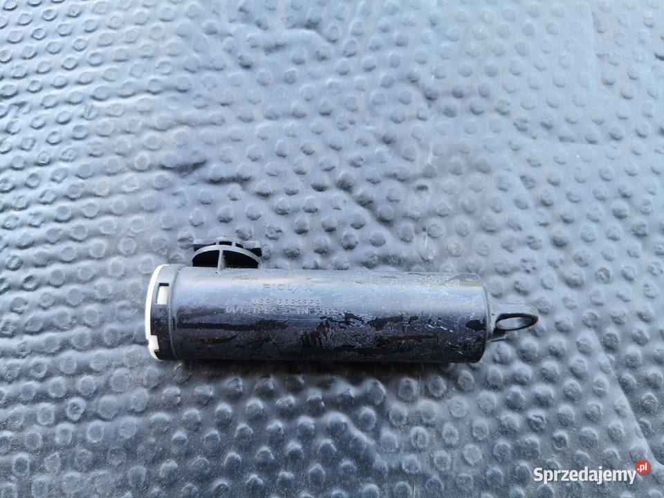 Siłownik schowka c4 picasso peugeot 207 Rok produkcji 2008 Wyposażenie wnętrza sprzedam