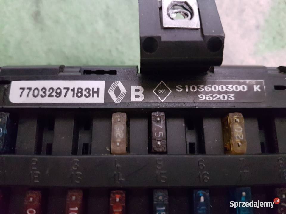 RENAULT MODUL SKRZYNKA BEZPIECZNIKOW 7703297183H Turek