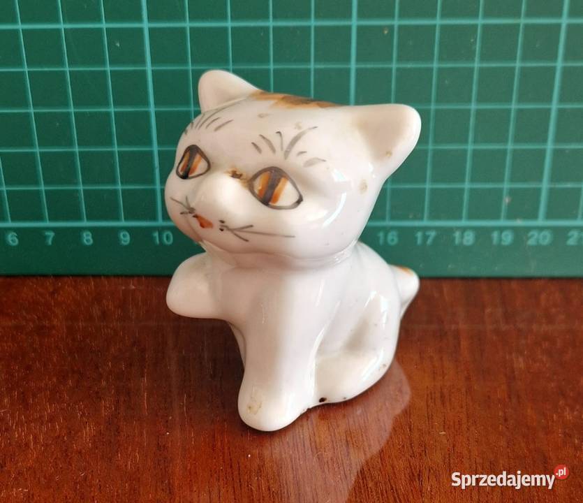 figurka porcelanowa kota dolnośląskie Syców