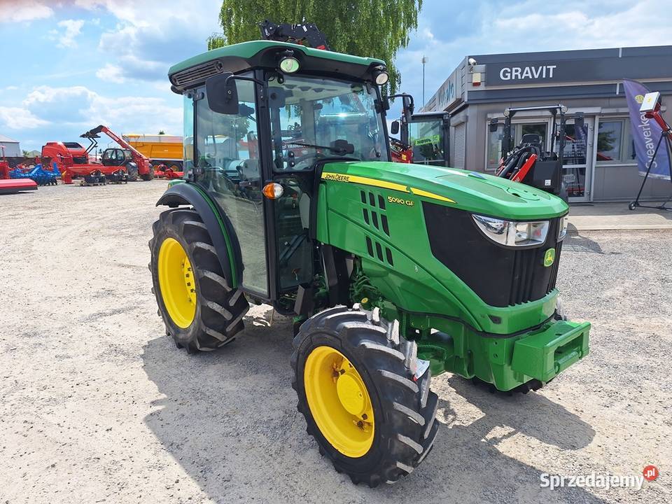 Ciągnik sadowniczy John Deere 5090 GF świętokrzyskie Lipnik