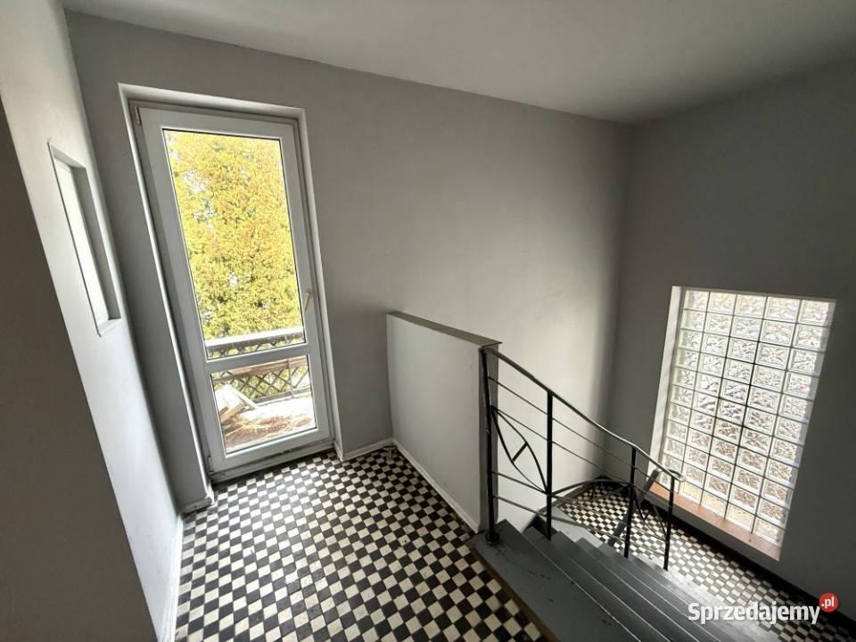 Dom wolnostojący z garażem w świetnej śląskie Ruda Śląska