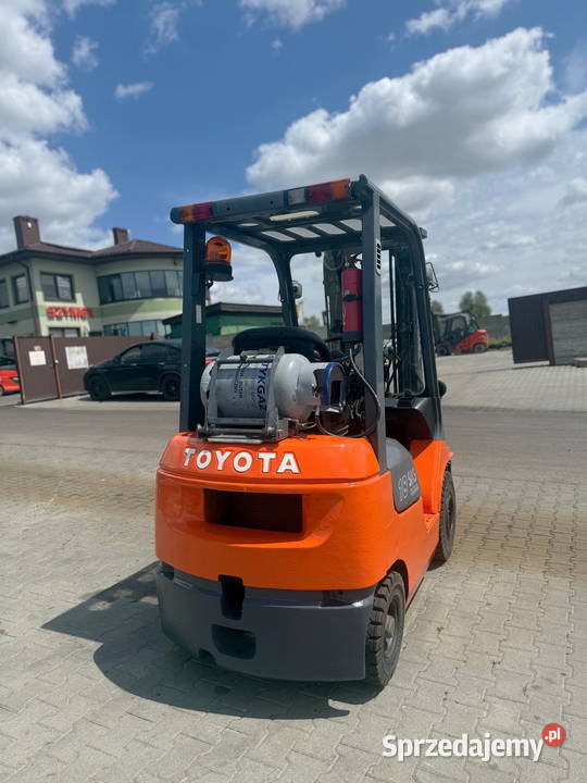 wózek widłowy TOYOTA 427FGF18 LPG 1800 Triplex łódzkie Działoszyn sprzedam