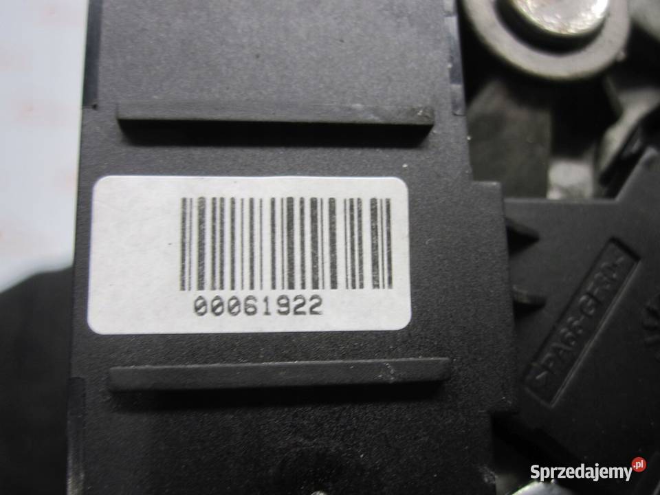 MERCEDES EKLASA 11r silniczek wycieraczki