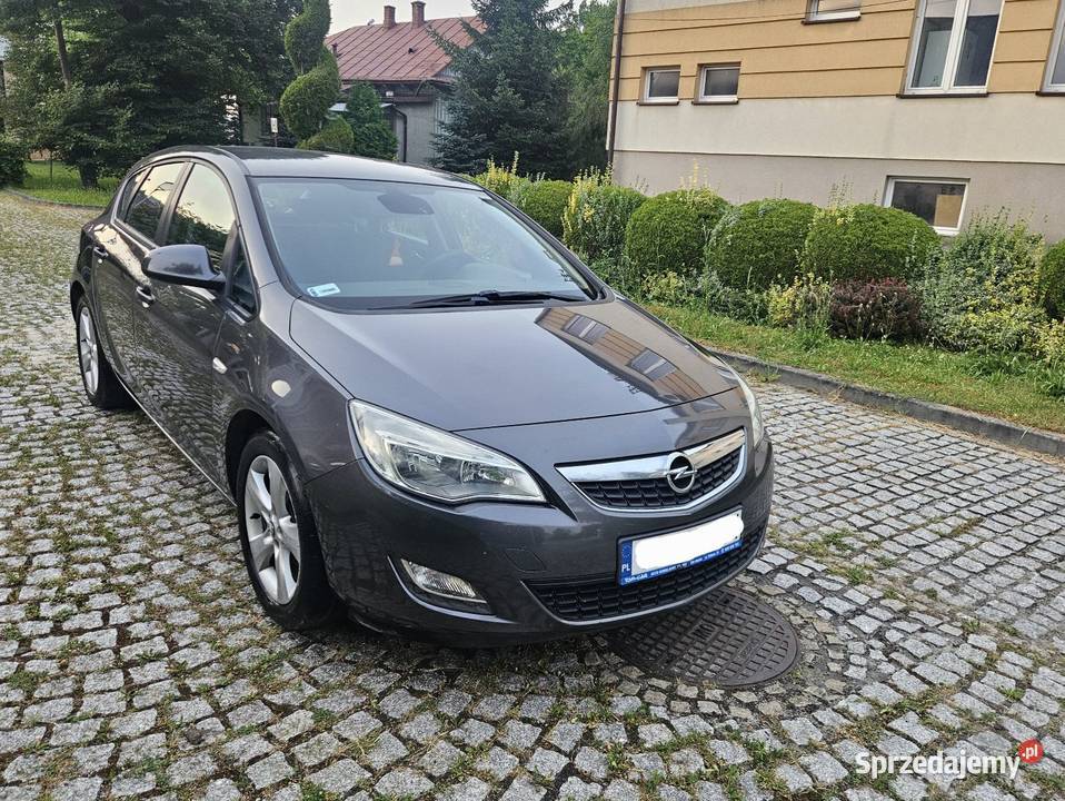 Opel Astra J 2010r 13cdTi Klima Alu 17 Kamera małopolskie