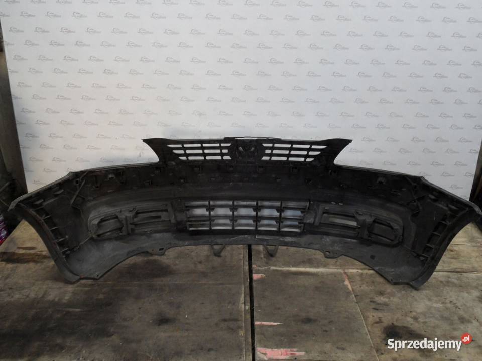 CADDY III 19 TDI 09r zderzak przód osobowe