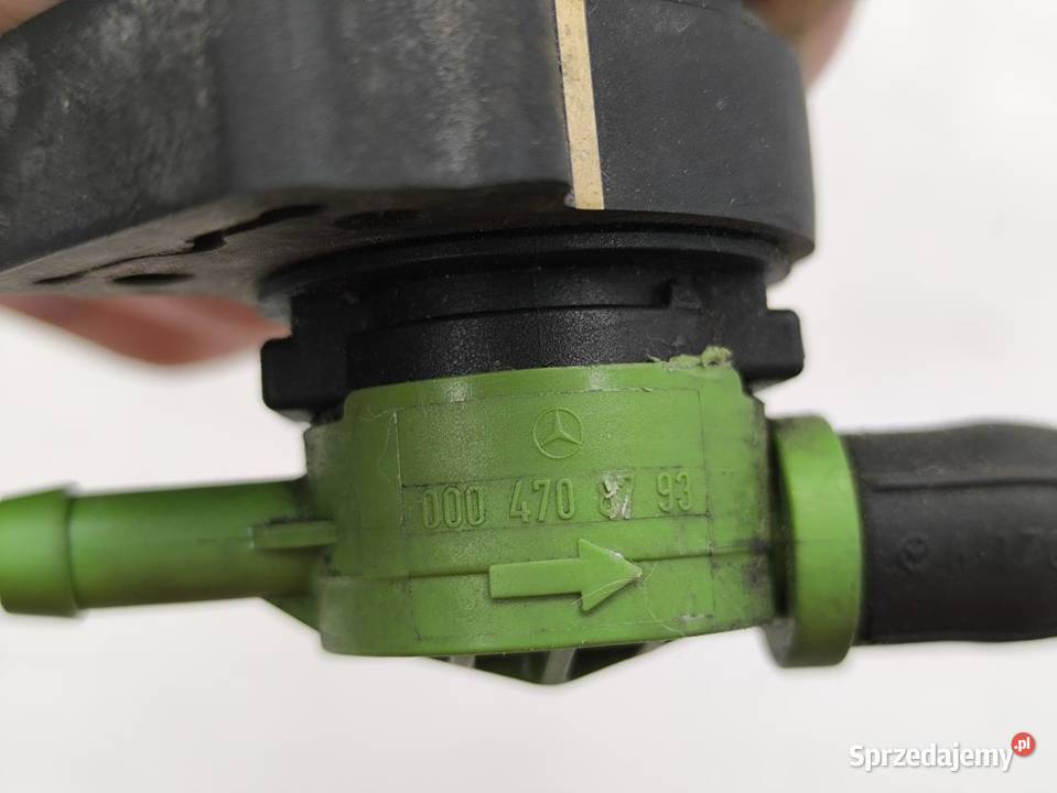 ELEKTROZAWÓR PALIWA MERCEDES W204 LIFT 18 wielkopolskie