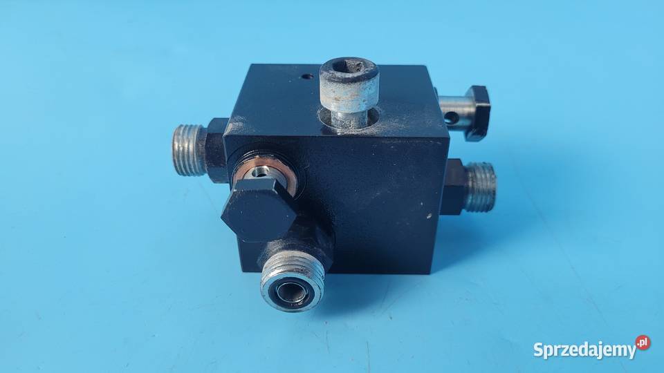 DEUTZFAHR 6130 TTV ZAWÓR 001995154 Kolno