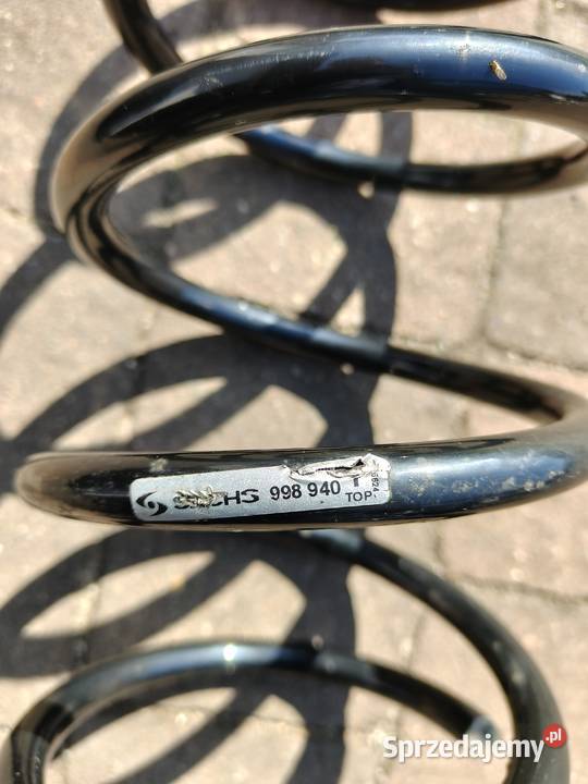 Sprężyna Forda Kuga Przód Buczek sprzedam