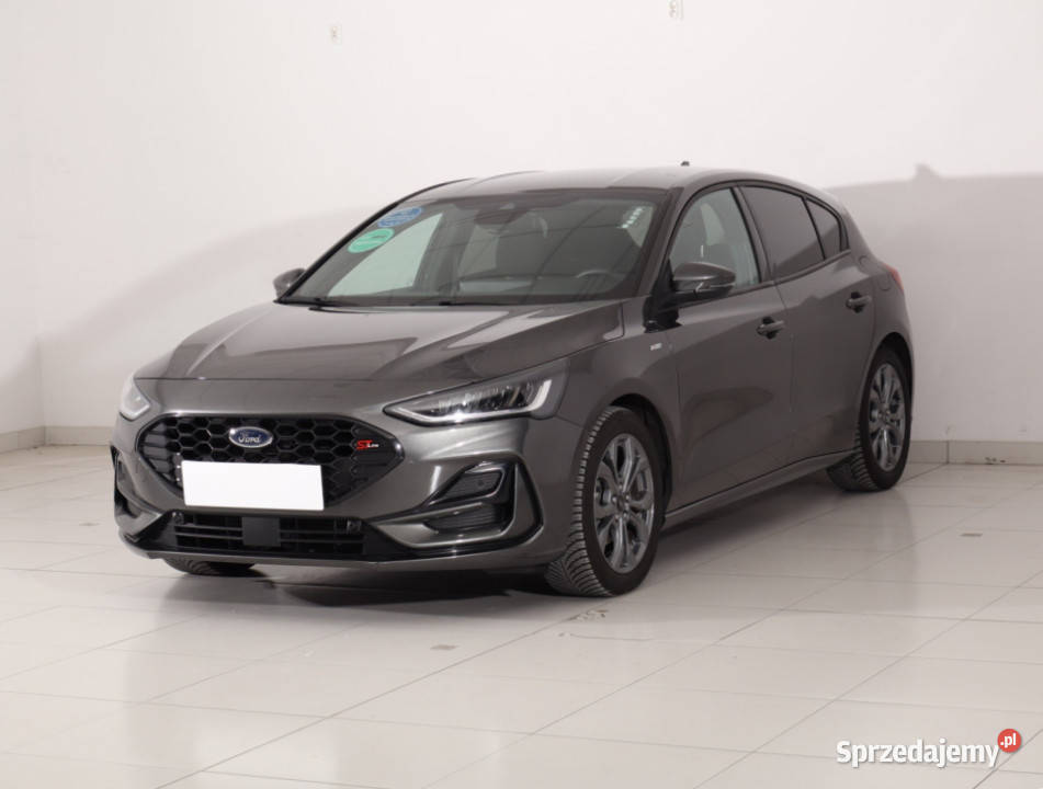 Ford Focus 10 MHEV manualna