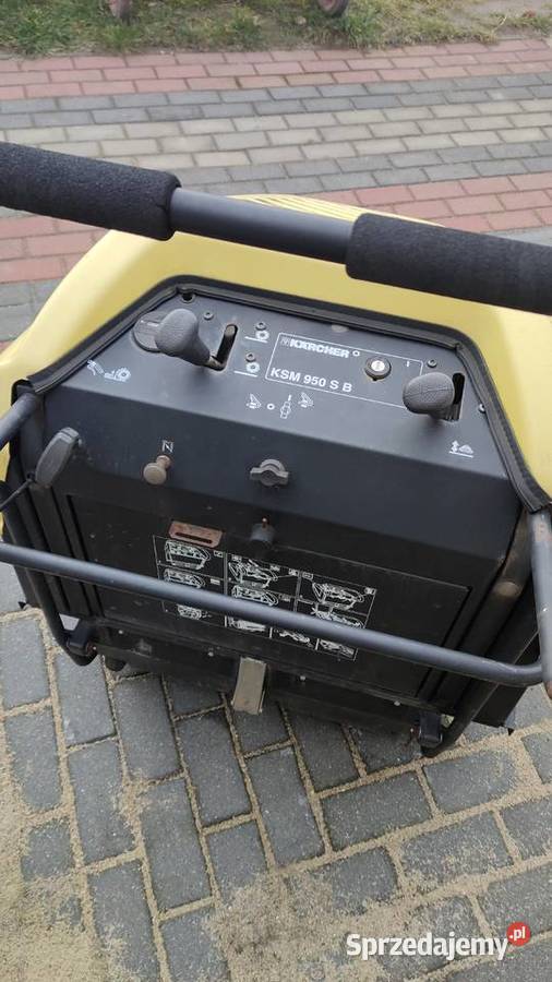ZamiatarkaOdkurzacz przemysłowy Karcher KSM 950 Zamiatarki sprzedam