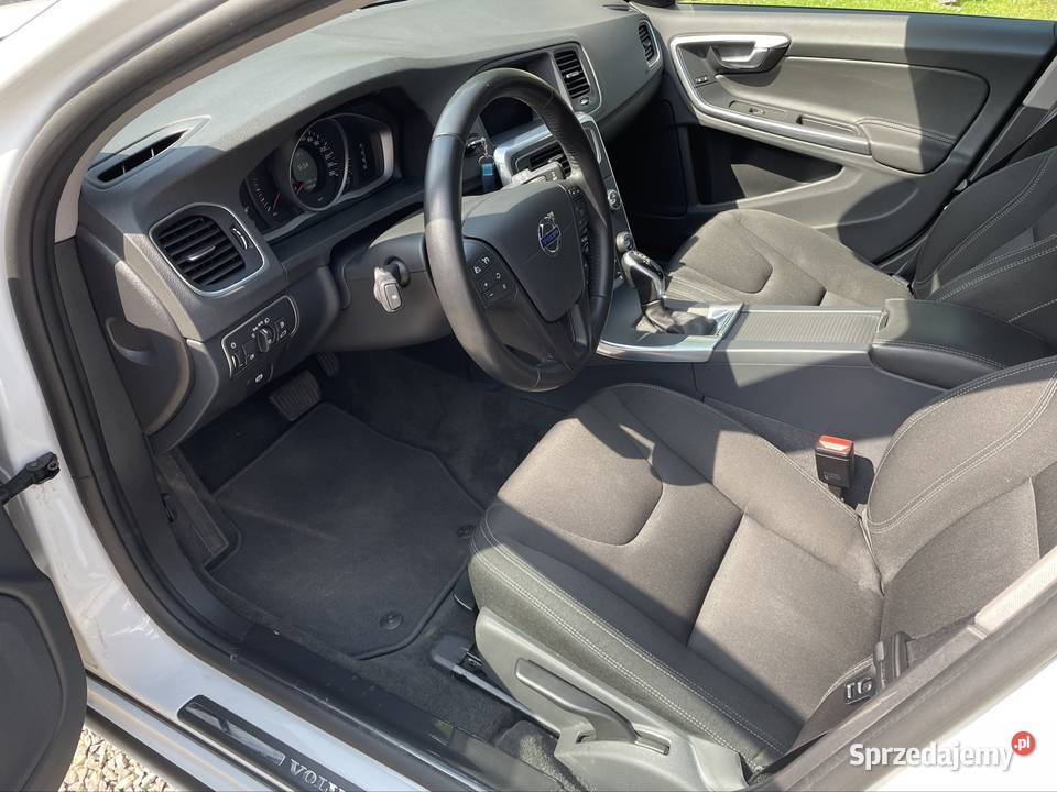 Volvo V60 super stan Częstochowa