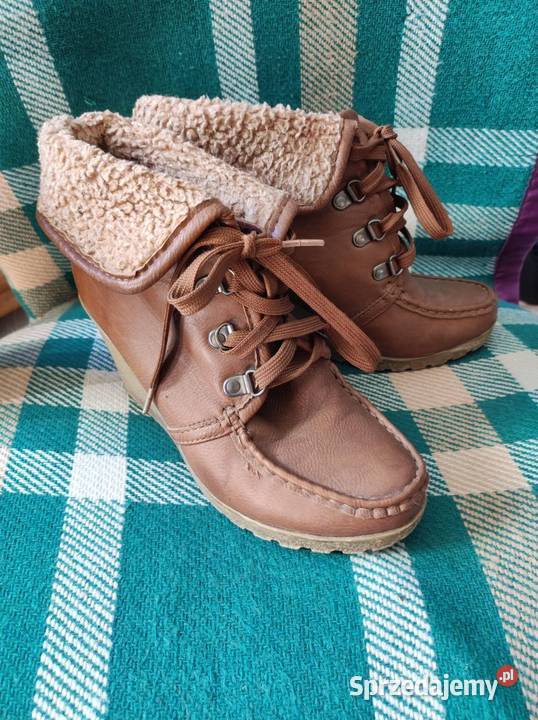 camel botki buty trzewiki półbuty kozaki na