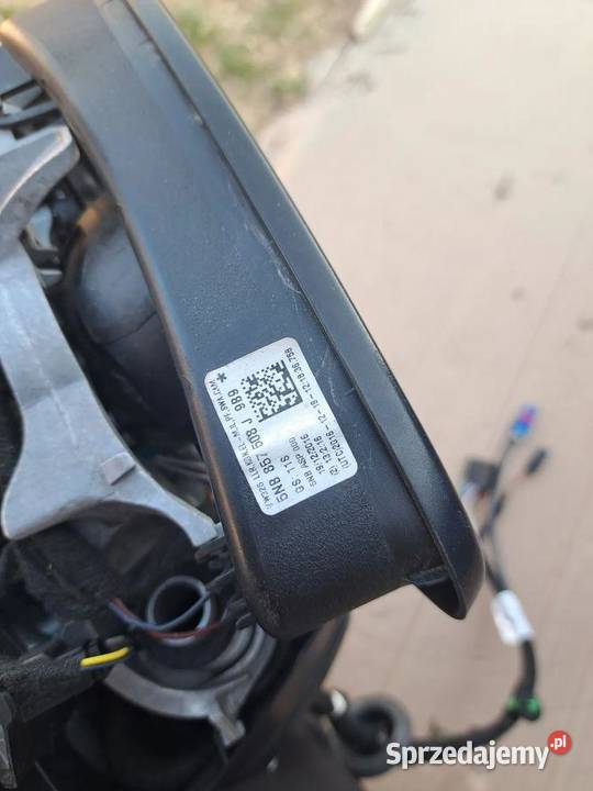 Lusterko prawe VW Tiguan II 13 PIN 5NB857508J sprzedam