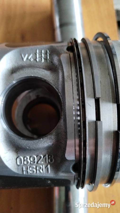 Tłoki nissan pathfinder 25 190 Leżajsk