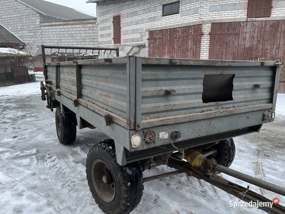 Rozrzutnik dwuosiowy garażowany Łowicz