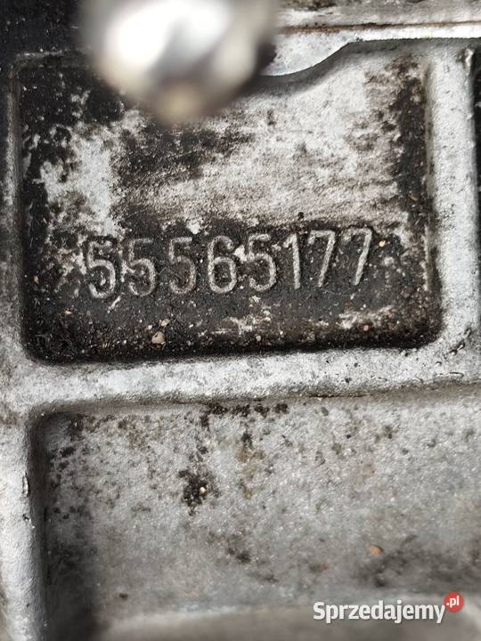 Skrzynia biegów Opel Zafira B 18 140 Skrzynie biegów manualne Ruda