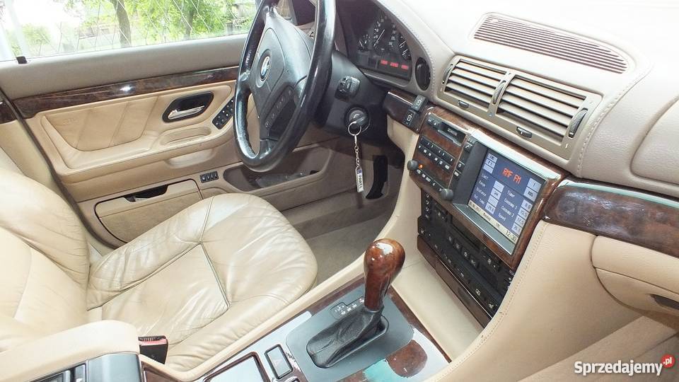 BMW 750i W12 326 LPG stan Zawiercie sprzedam