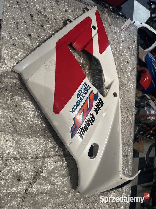 Yamaha YZF 750 Owiewka Bok Prawy Boczek Osłona Części i akcesoria motocyklowe wielkopolskie Poznań