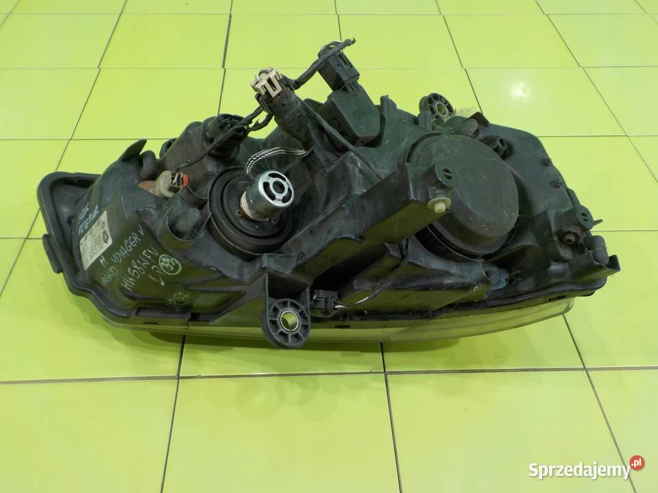 CHRYSLER GRAND VOYAGER V 28 CRD 08r 5D lampa sprzedam