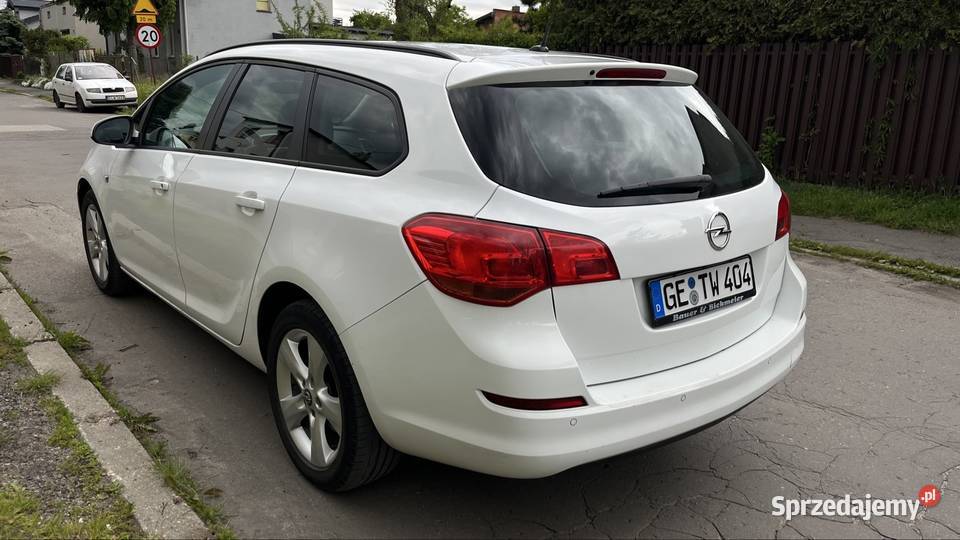 Opel Astra 17 cdti 2012r