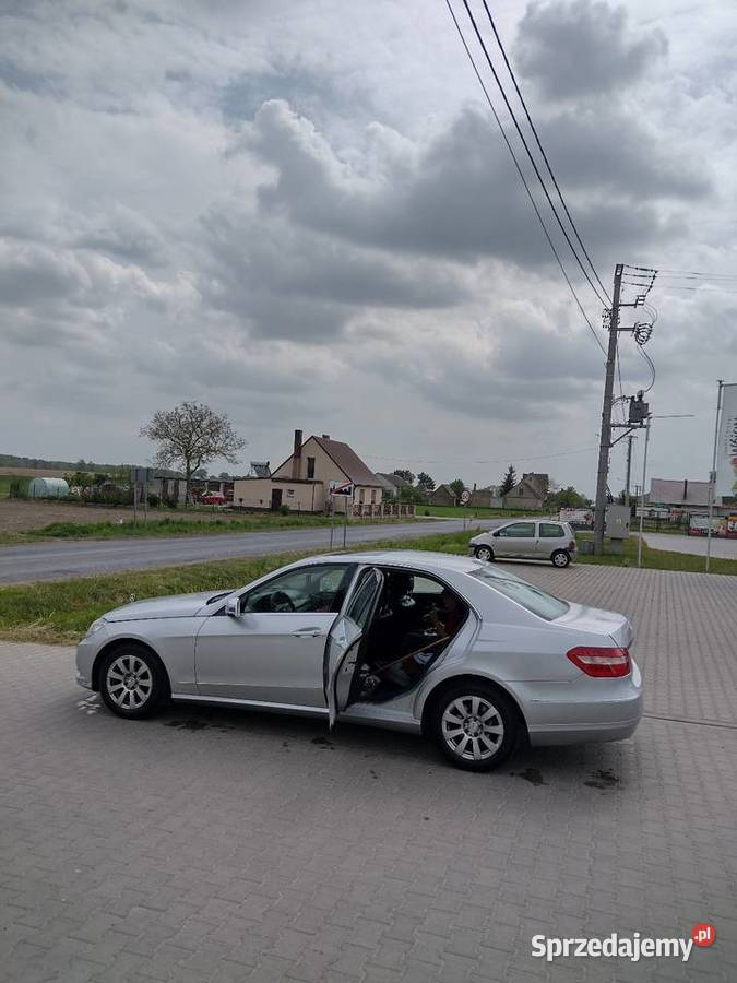 Okazyjnie Mercedes E Klasaw 2122011 Okazja 136KM Samochody osobowe kujawsko-pomorskie Inowrocław