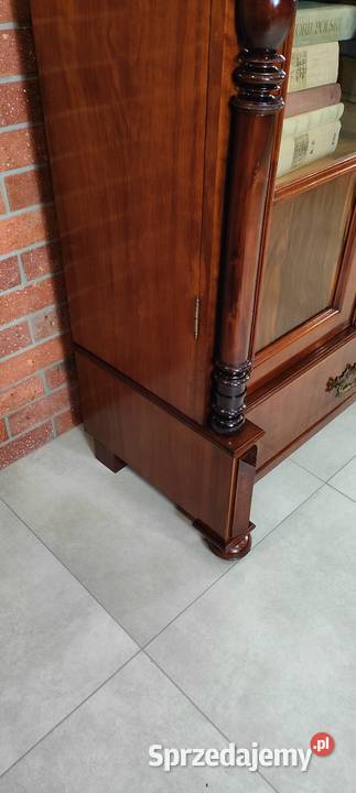 Ekskluzywna biblioteka witryna eklektyczna antyk Łagów