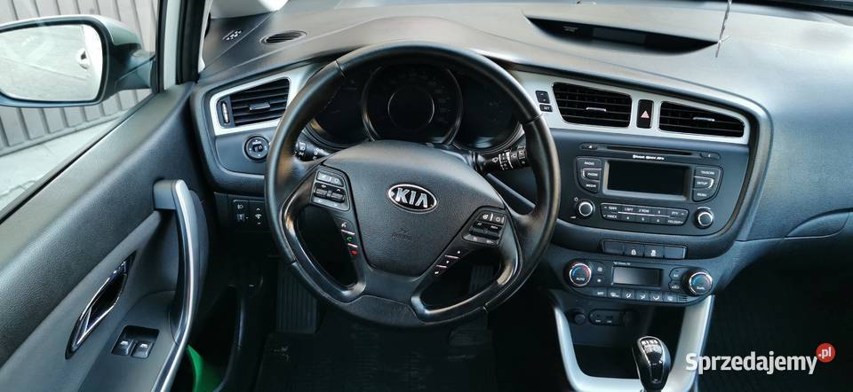 KIA CEED 2015r 16 CRDI 128 SALON POLSKA nieuszkodzony Poznań