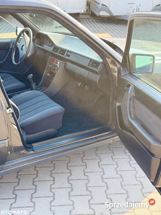 MercedesBenz W124 260E mazowieckie Grzebowilk