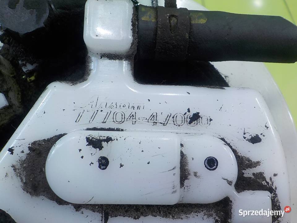 TOYOTA AURIS I LIFT 18 VVTI 11r HB 5D pompa Pompy paliwa Suków