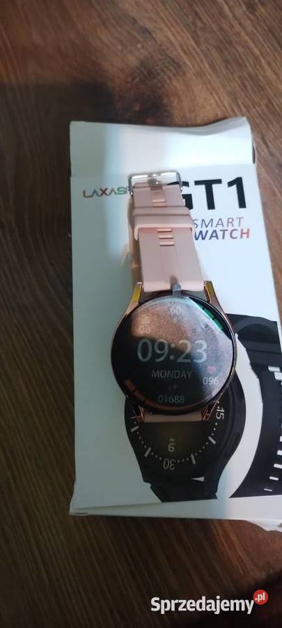 Smartwatch damski fajny ładnie się prezentuje GPS i akcesoria