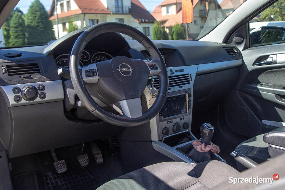 Opel Astra H zadbany i doinwestowany Lipnica Górna sprzedam