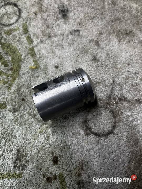 Tłok Romet komar motorynka ZMD oryginał nominał Pleśna sprzedam