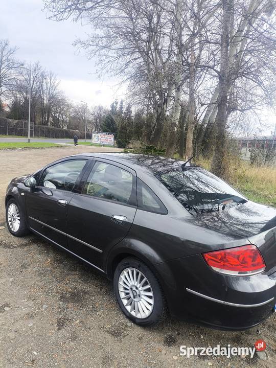 Fiat Linea 2011 na chodzie stuka silnik Wrocław