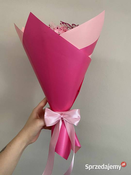 Uroczy mały bukiet 7 róż ze wstążki w odcieniach Rękodzieło Dąbrowa Górnicza