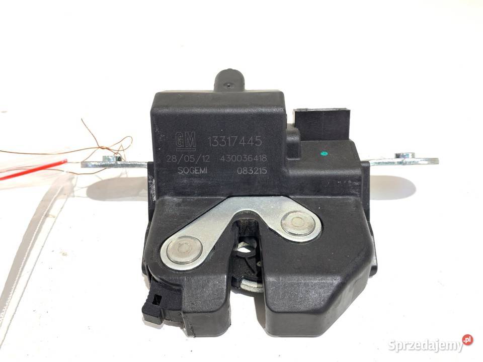 ZAMEK KLAPY TYŁ OPEL CORSA D Hatchback 13317445 osobowe podkarpackie