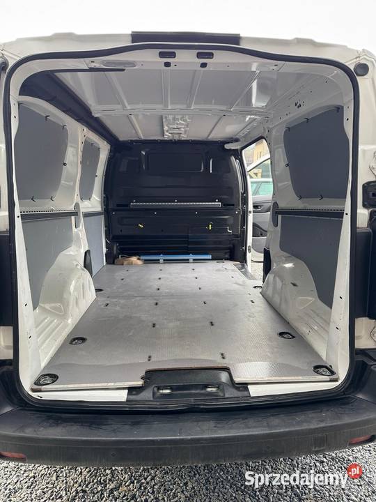 Toyota Proace II 20 Diesel 150 D4D Long na Wrocław