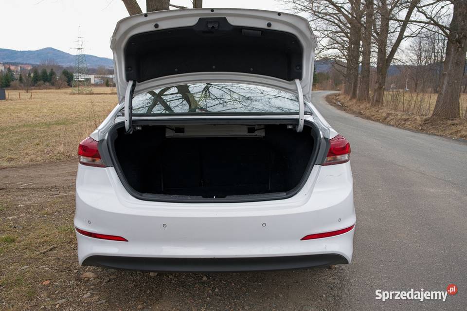 Hyundai Elantra 16 Style Salon Samochody osobowe Kowary